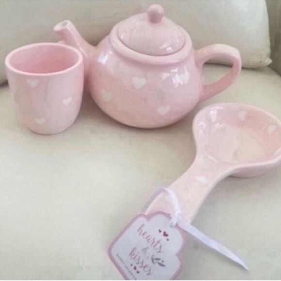 NWT Terramoto Heart Pink Heart Teapot and 1 cup and Spoon Rest - Picture 8 of 12